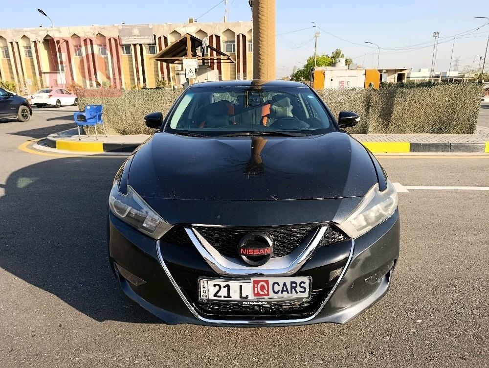 نيسان ماكسيما